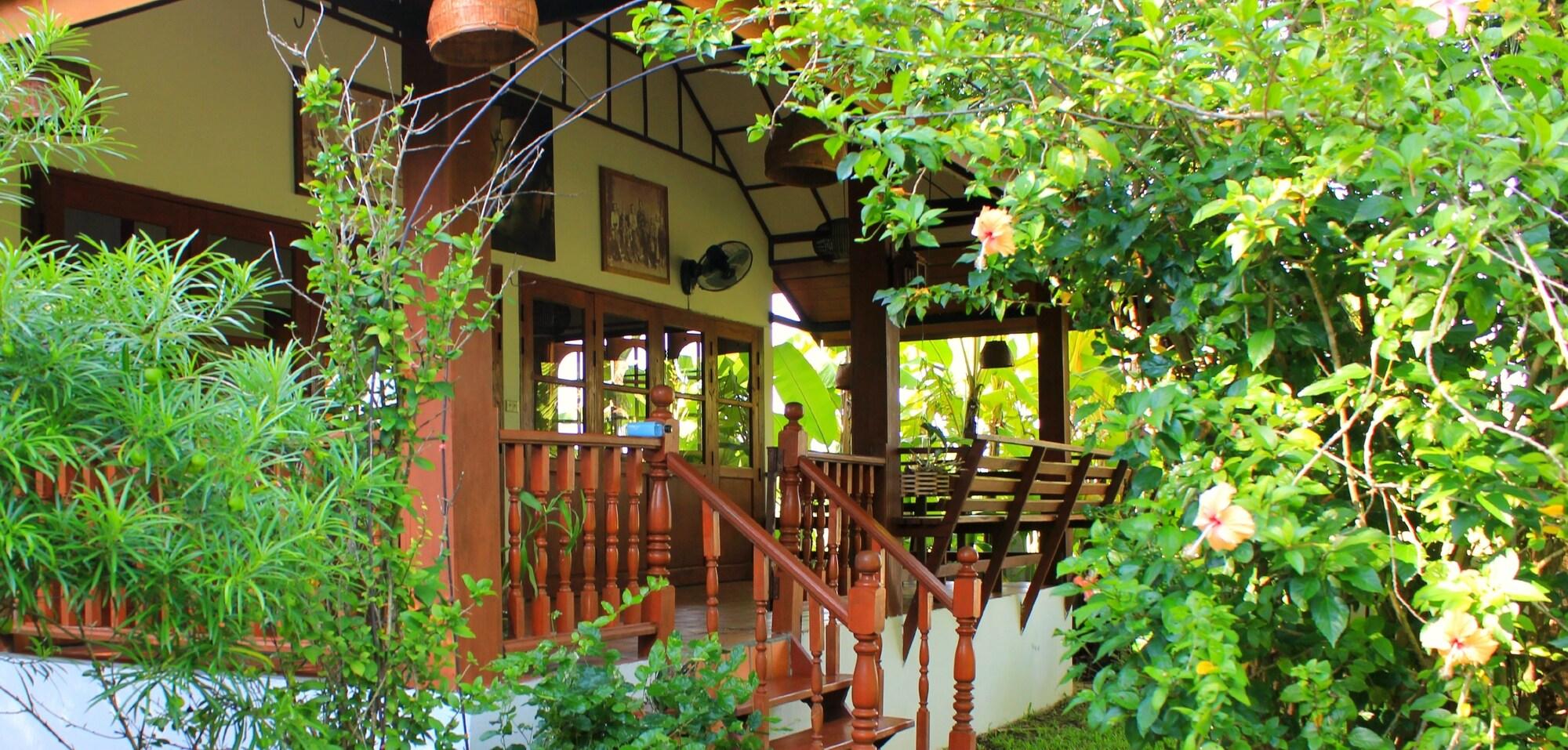 Secret Garden Chiangmai Hotel San Kamphaeng Exterior photo