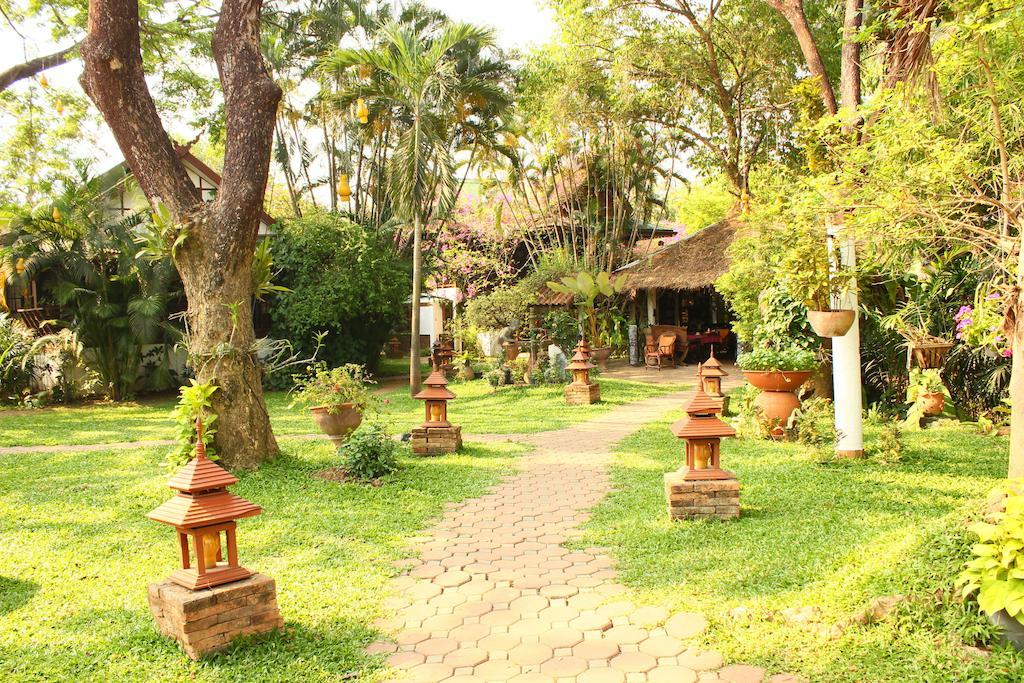 Secret Garden Chiangmai Hotel San Kamphaeng Exterior photo